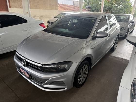 VOLKSWAGEN POLO 1.6 MSI TOTAL FLEX AUTOMÁTICO VOLKSWAGEN POLO 1.6 MSI TOTAL FLEX AUTOMÁTICO
